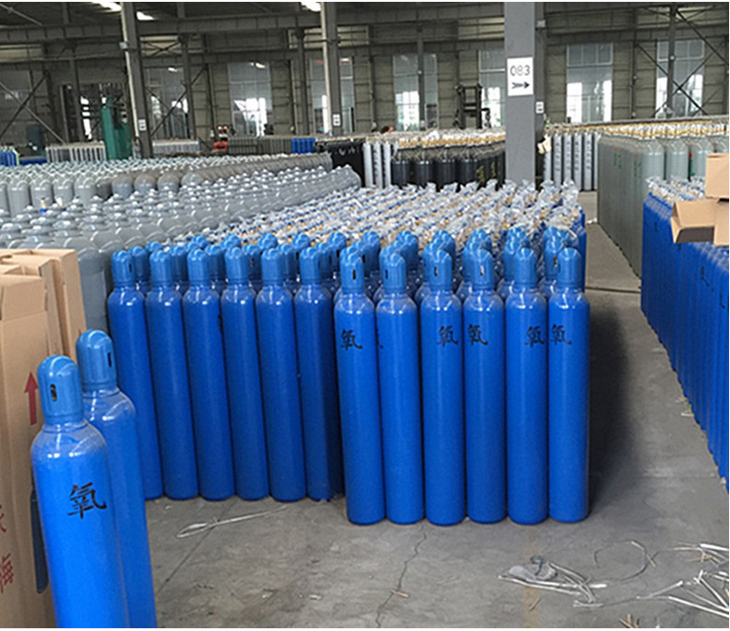 oxygen bottle (1).jpg